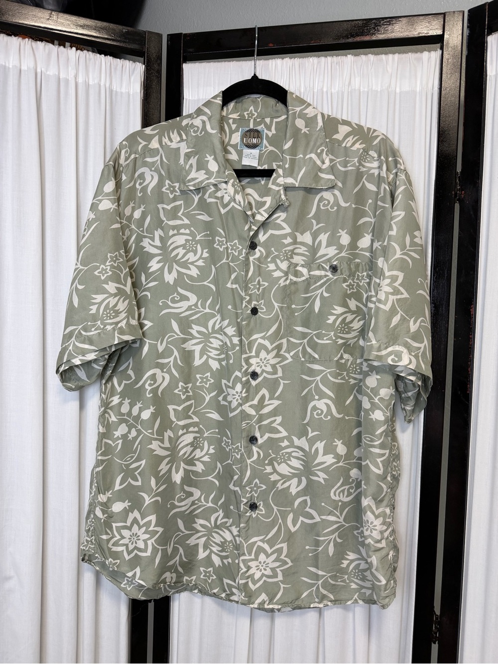 Silk UOMO Sage Green Men’s 100% Silk Floral Button-Down Short Sleeve Shirt